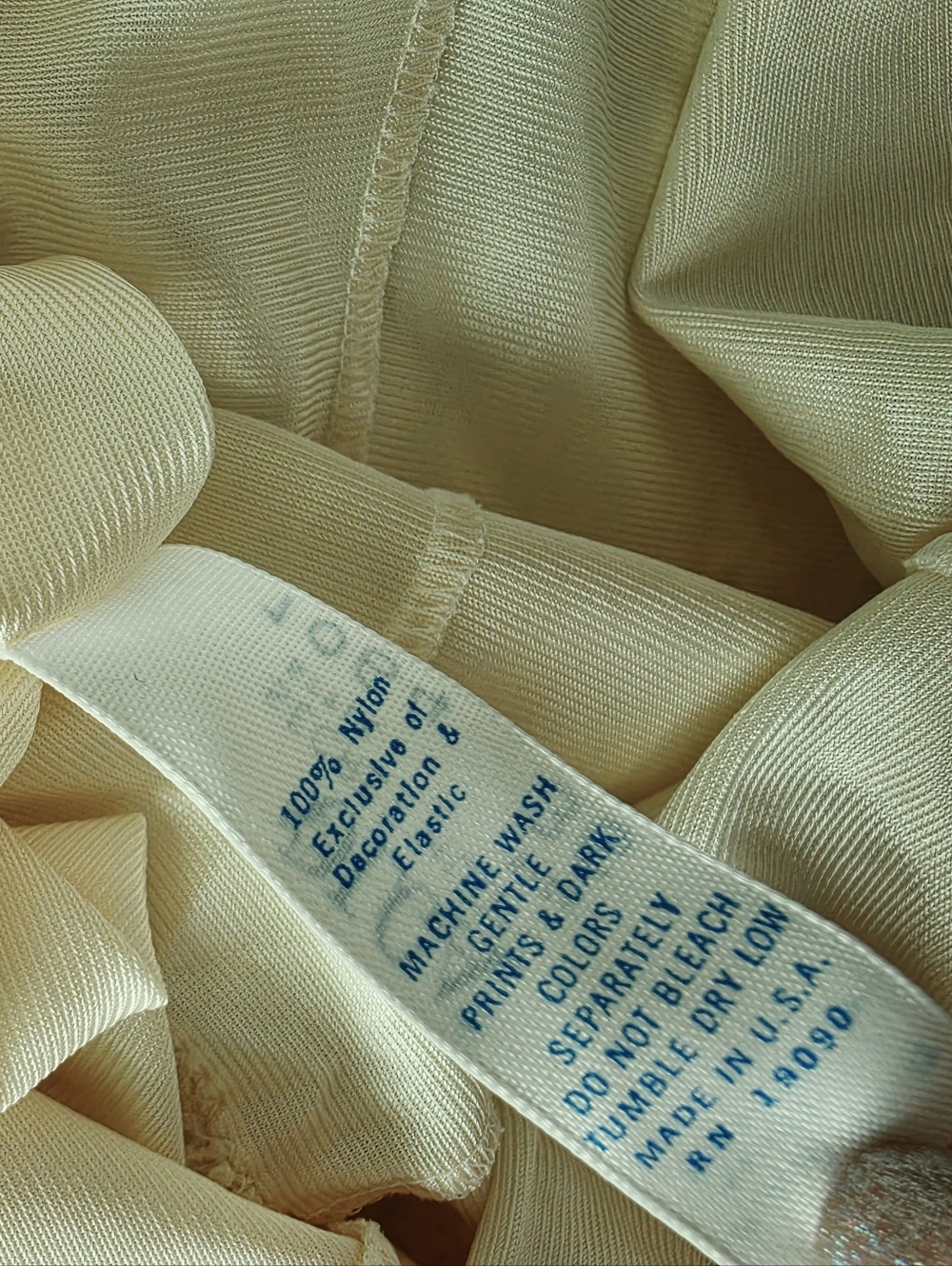 Vintage Olga Lace Satin Cami Buttery Yellow Lingerie Top Y2K  Fairycore S/M - Picture 4 of 6